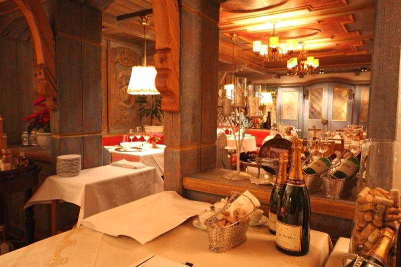 Relais & Chateaux Schoenegg Zermatt Restaurang bild